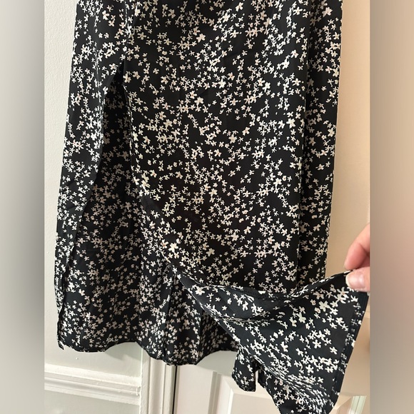 Black Floral Skirt - Picture 4 of 4